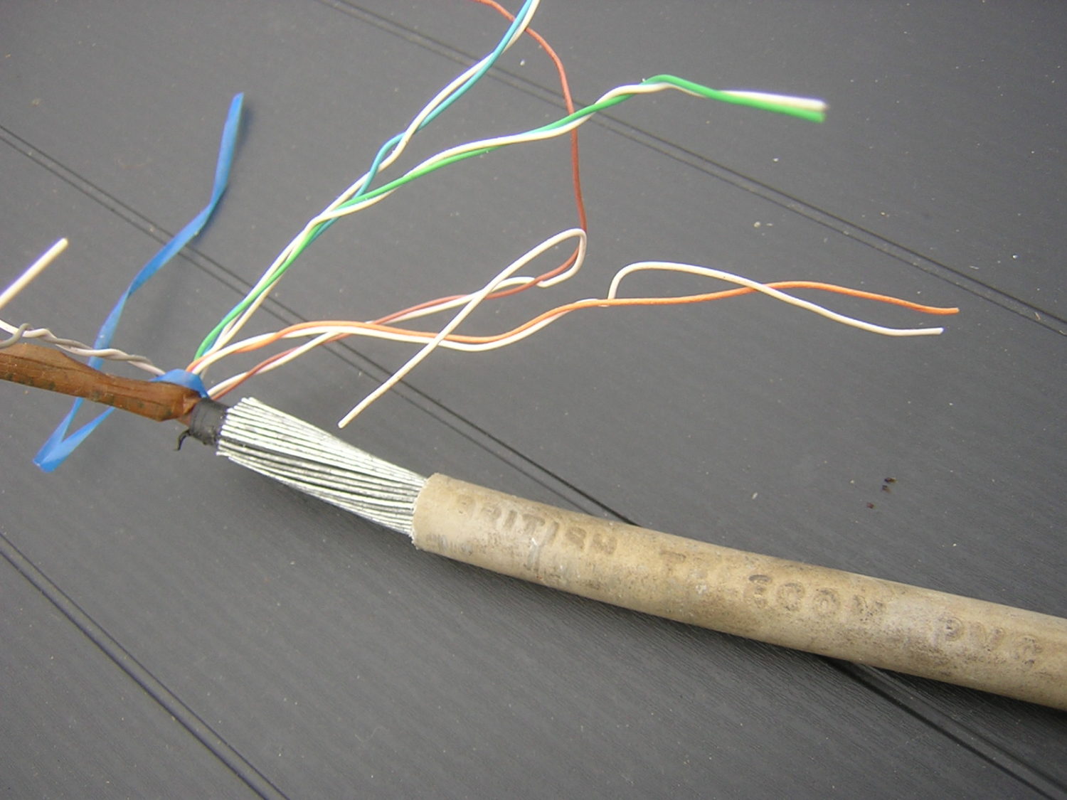 Phone Socket Wiring - BT Master Socket, The Orange And White And Other ...